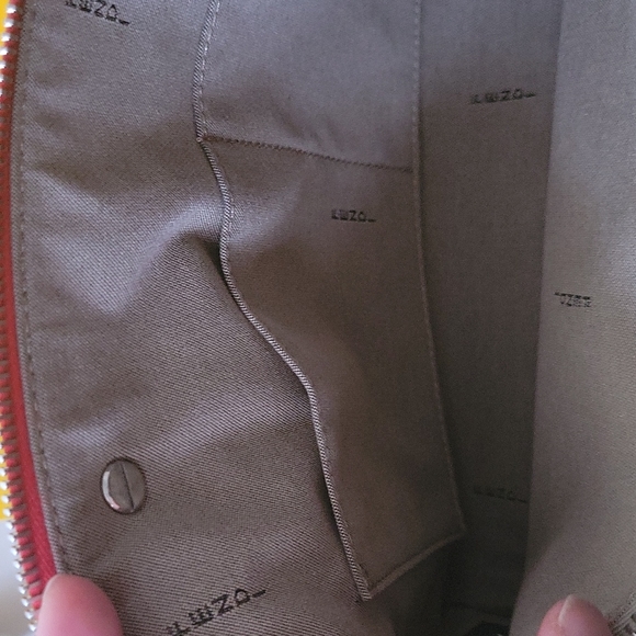 FENDI - Picture 11 of 16